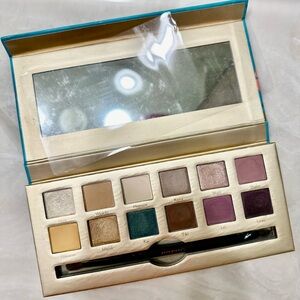CARGO You Had Me At Aloha Eyeshadow Palette